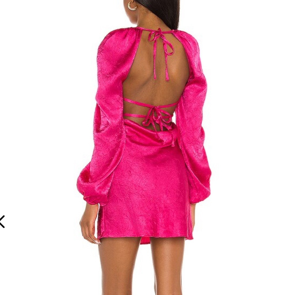 Lovers + Friends Azusa mini dress in berry pink satin crinkle fabric size small - Picture 12 of 12